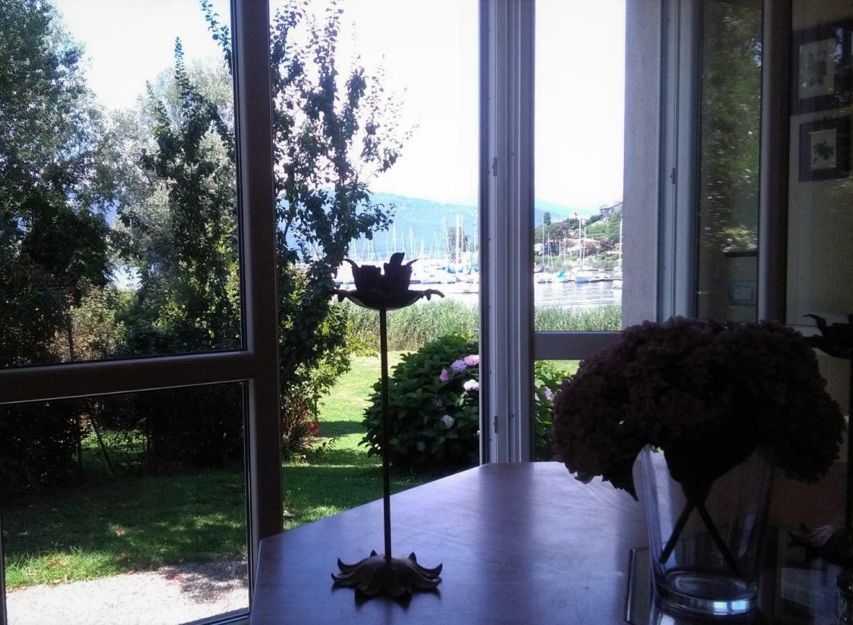 Villa Residenza 3 Magnolie Monvalle Esterno foto
